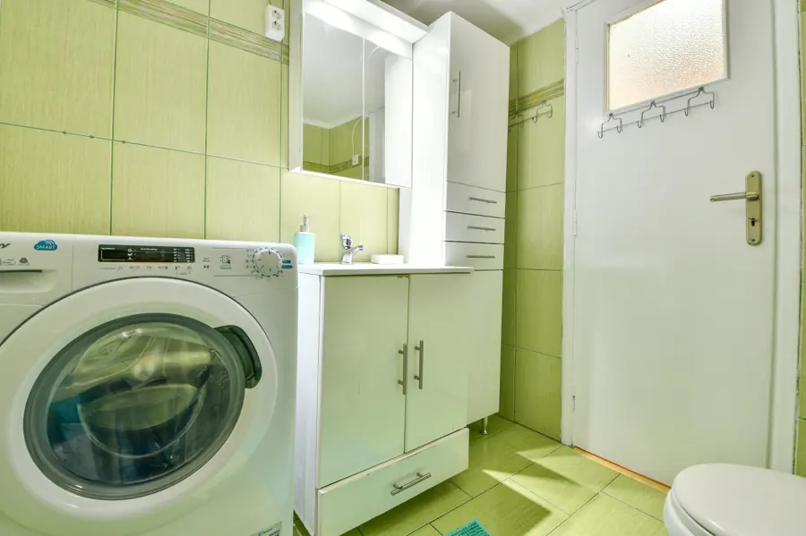 Manolitos Apartment 5 — bathroom