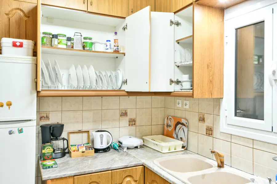 Manolitos Apartment 5 — kitchen and dining
