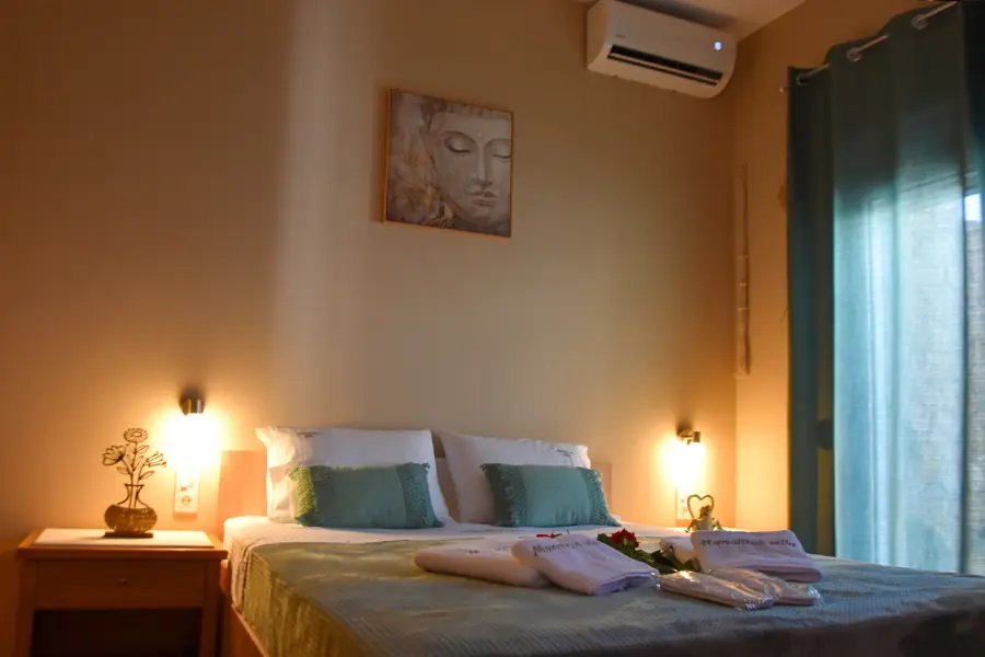 Manolitos Villa Resort and Spa — bedroom