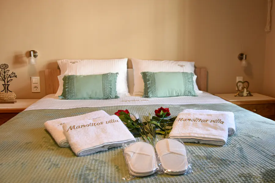 Manolitos Villa Resort and Spa — bedroom